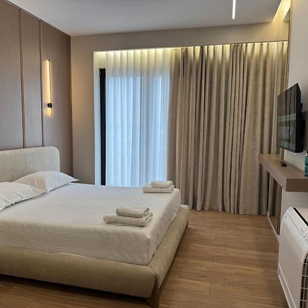 Square Inn Garden Aparthotel 티라나 외부 사진