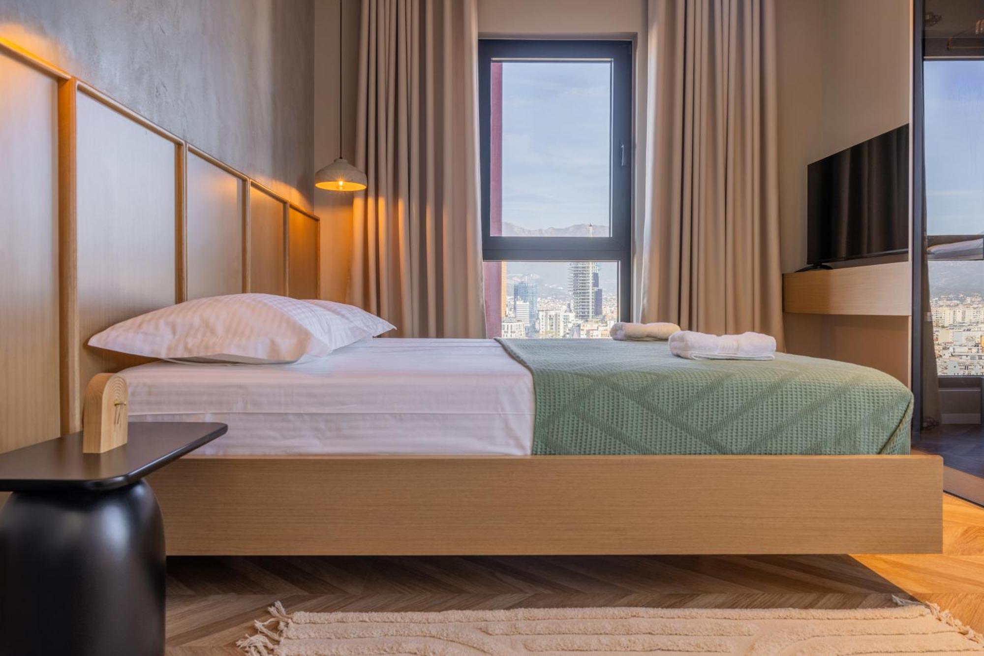 Square Inn Garden Aparthotel 티라나 외부 사진