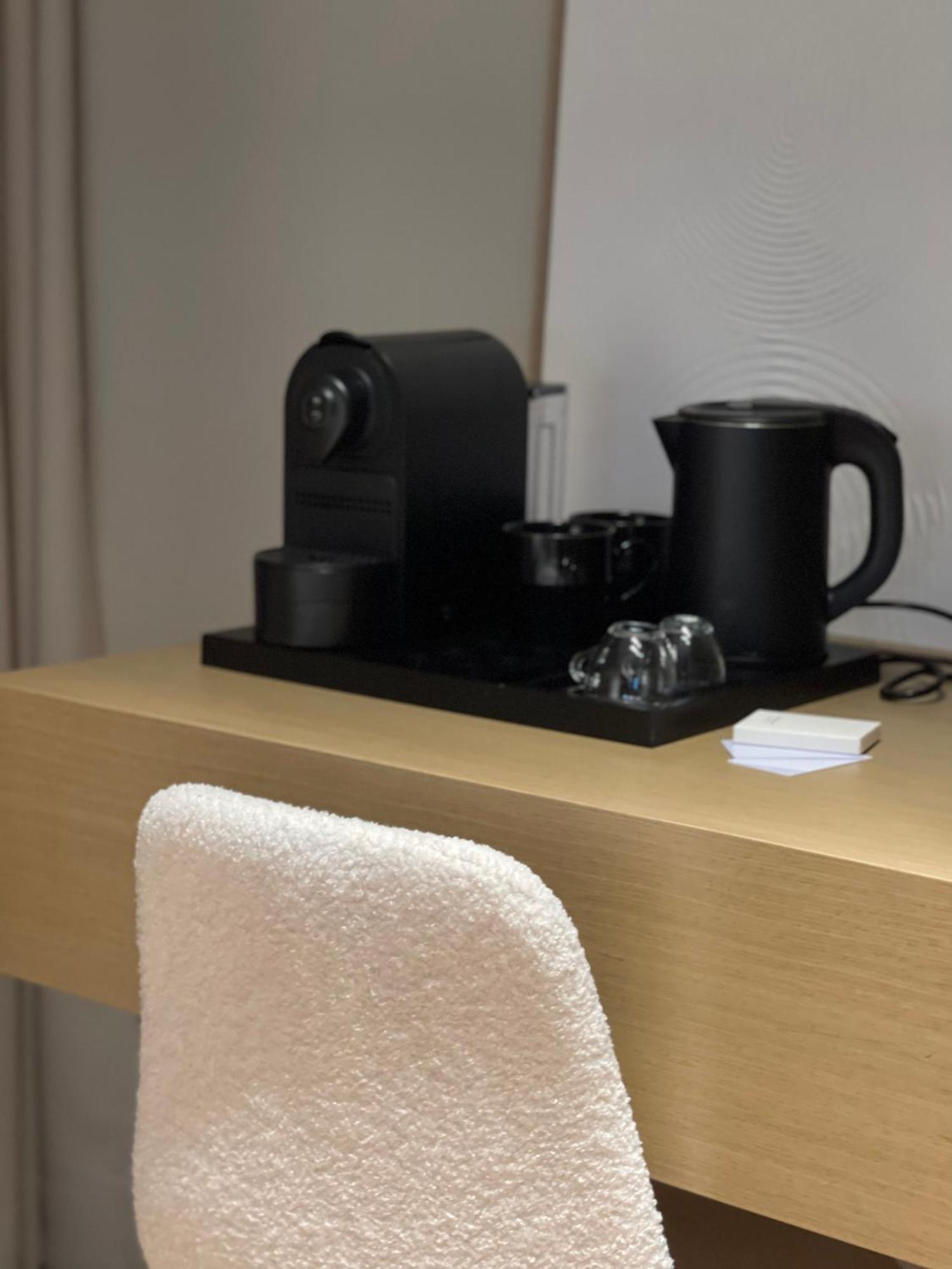 Square Inn Garden Aparthotel 티라나 외부 사진
