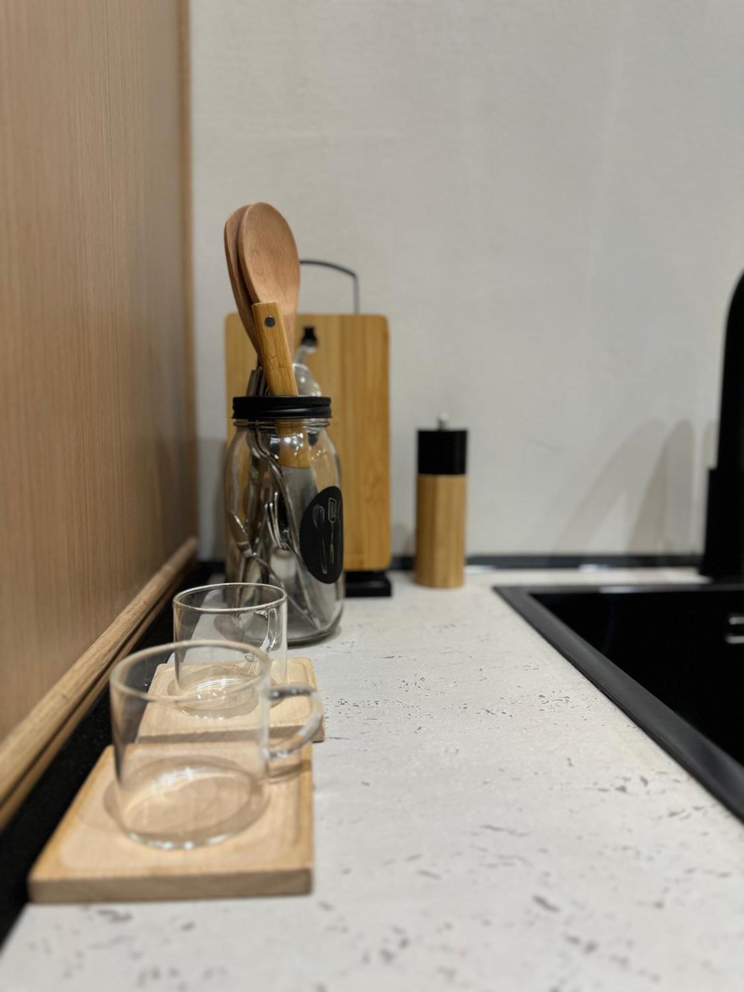 Square Inn Garden Aparthotel 티라나 외부 사진